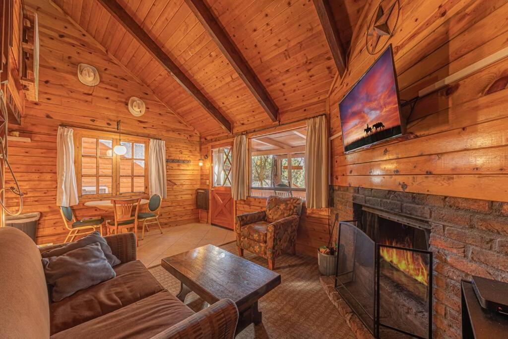 Forest Cabin 4 Cowboys Dream Payson Esterno foto